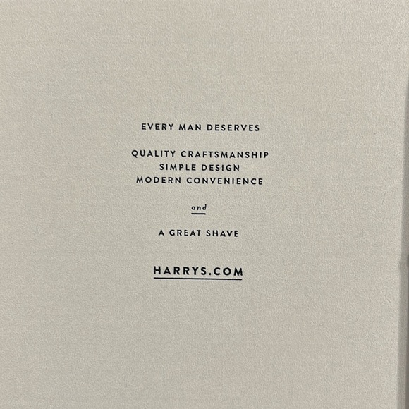 Harry’s Shaving Kit - Picture 3 of 5